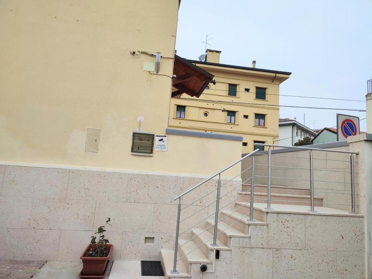 Nuova Fiera Camera Verona Exterior photo